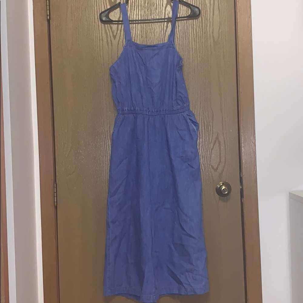 Old navy jean jumpsuit, worn once.